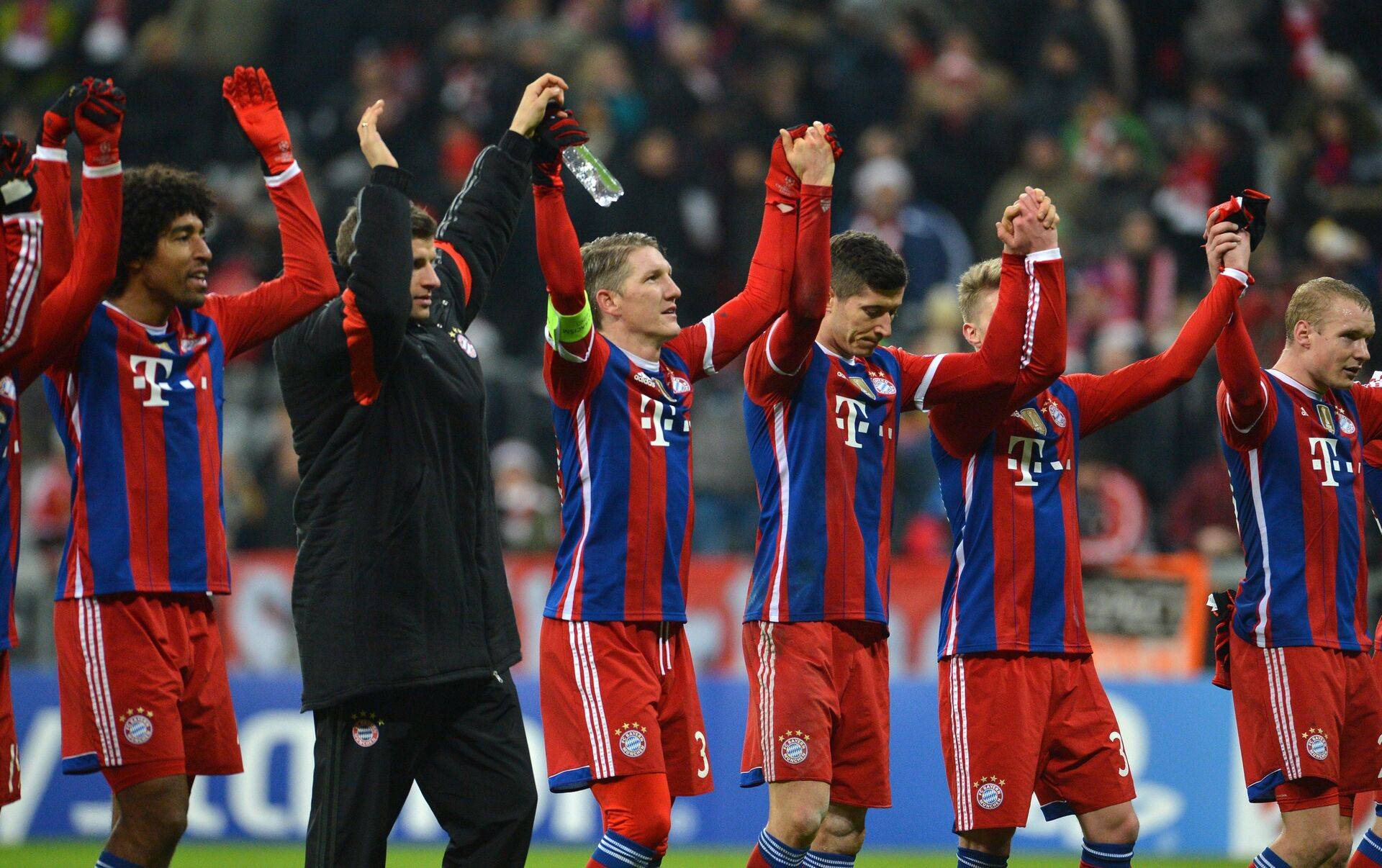 门兴格拉德巴赫队员表现超群，赢得一场胜利的简单介绍