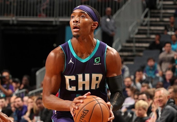 开云体育登录-黄蜂大胜雄鹿，奏响胜利的乐章的简单介绍