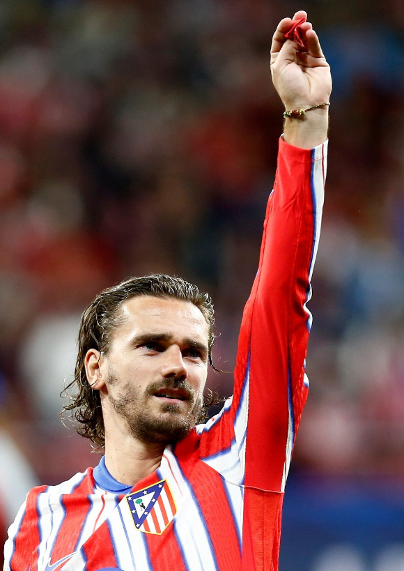 格列兹曼传射领衔,巴萨客场击败萨拉戈萨的简单介绍 格列兹曼传射领衔,巴萨客场击败萨拉戈萨的简单介绍