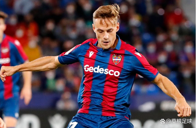 开云体育APP下载-西班牙球队祭出百万报价签下天才前锋的简单介绍