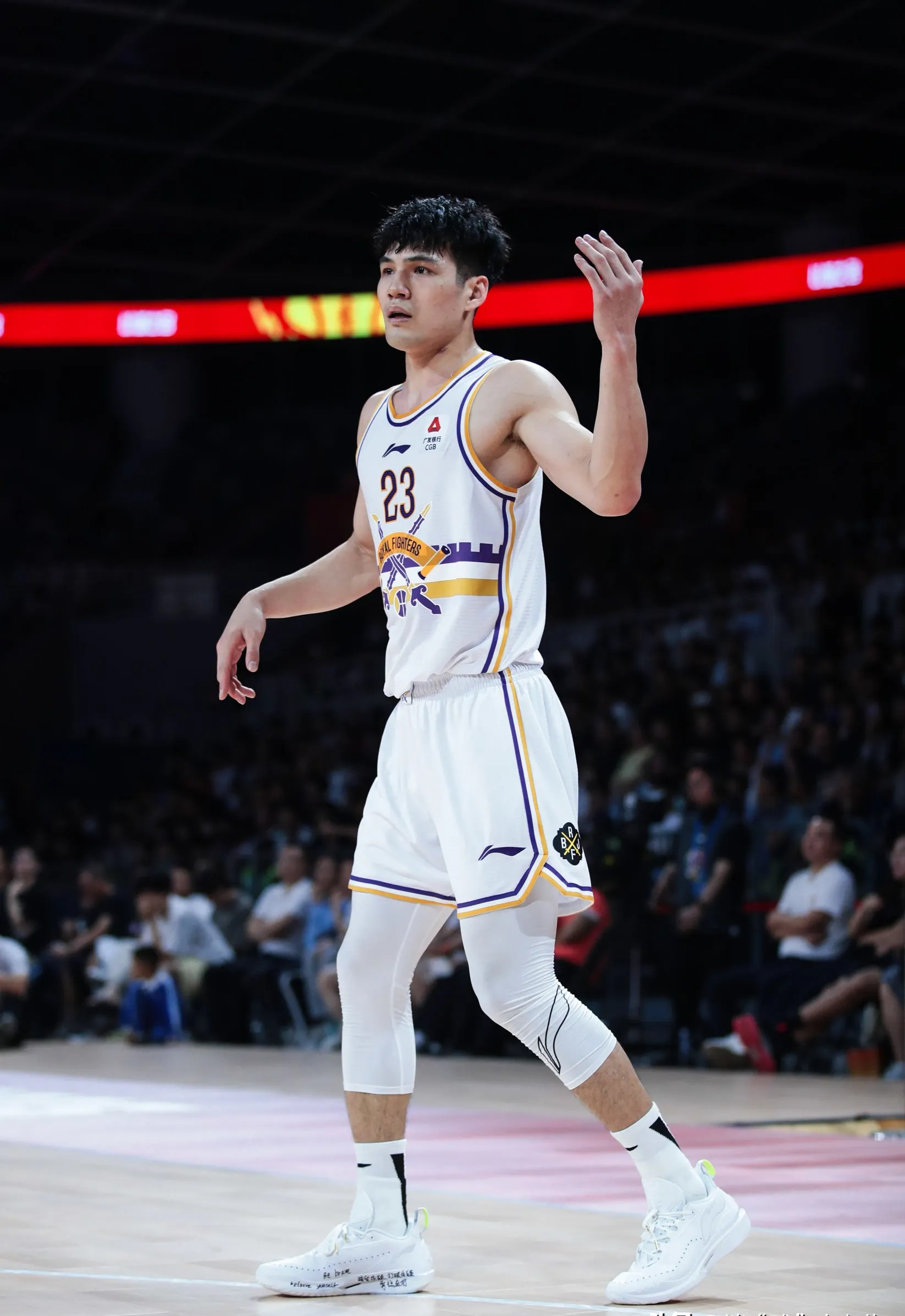 男子篮球职业联赛球员被评为最有价值球员 男子篮球职业联赛球员被评为最有价值球员