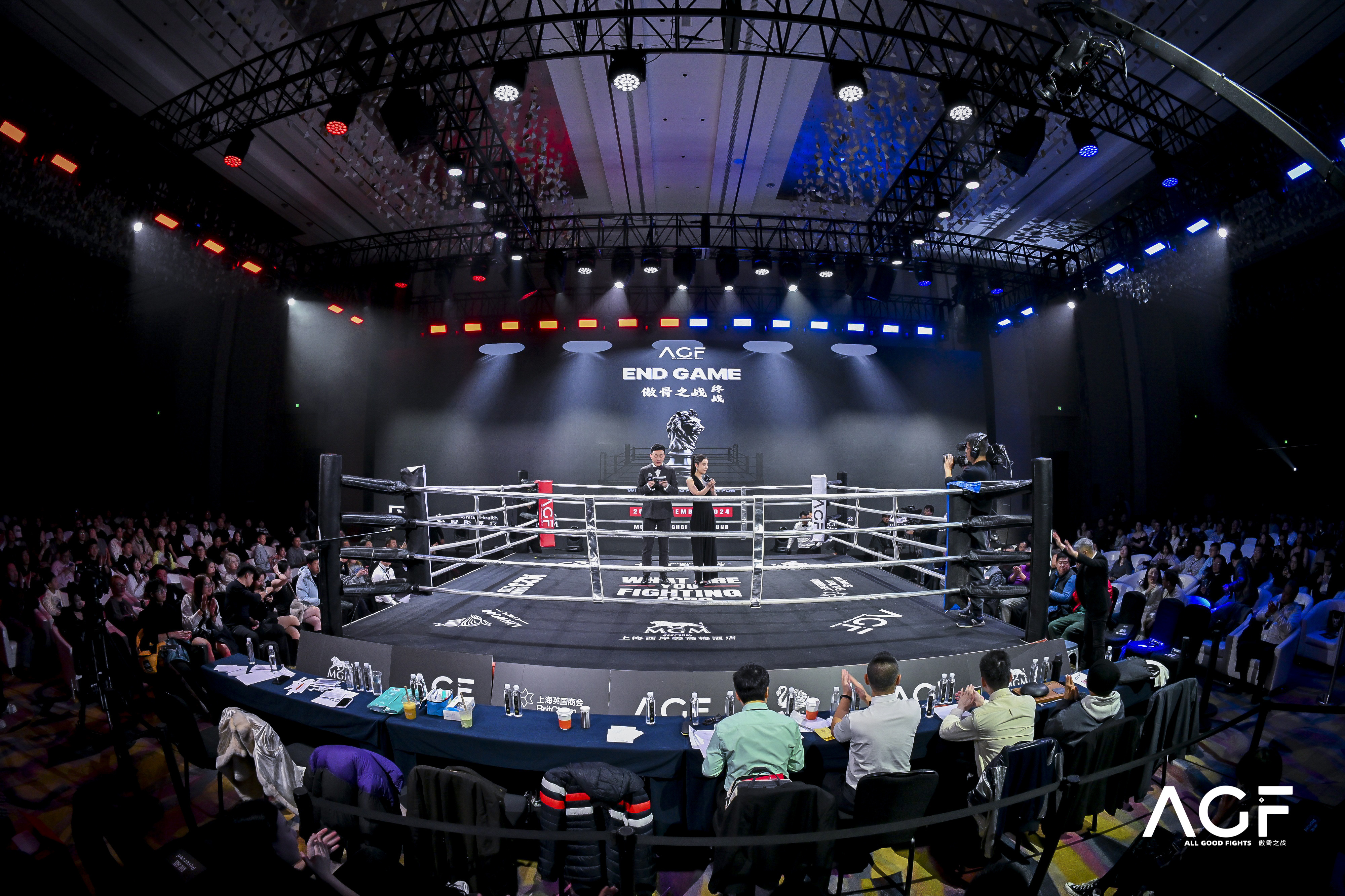 开云体育app-关于拳击决赛震撼开打，巅峰对决引爆全场的信息